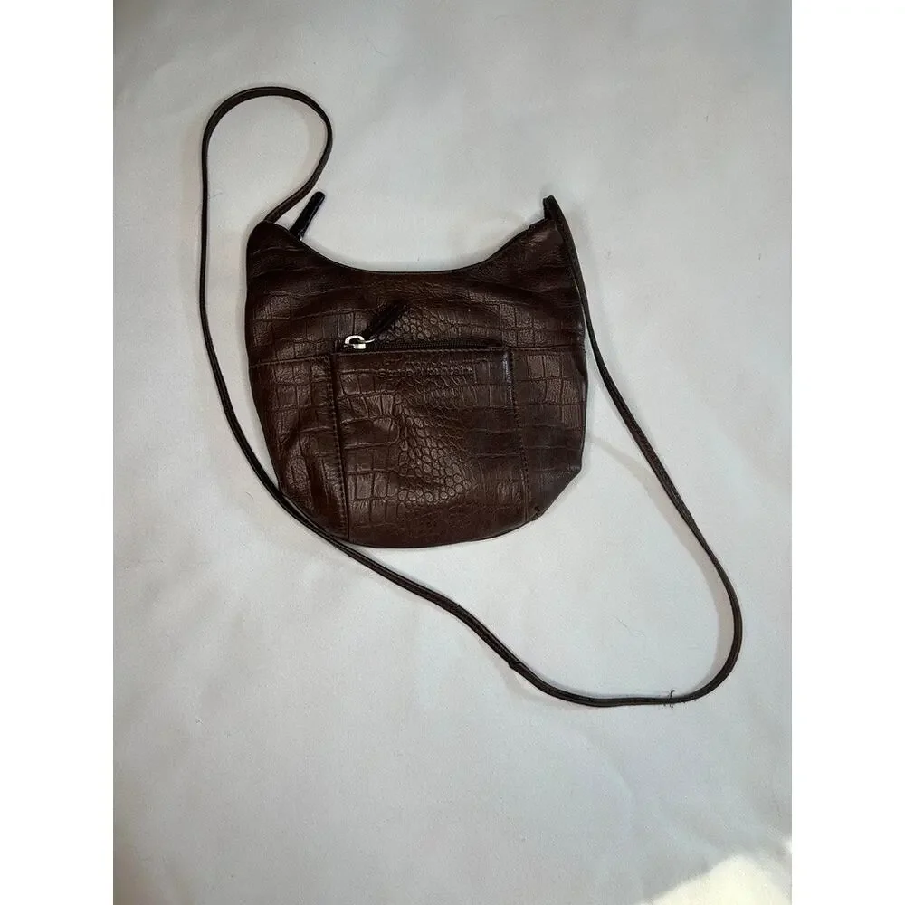 Stone Mountain Brown Croc Embossed Crossbody Bag Small Zip Pocket Purse